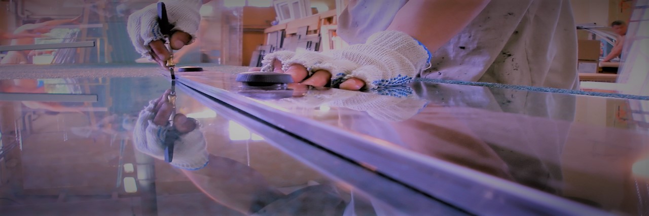 Slider, Glass Cutting Service in Dulwich, SE21